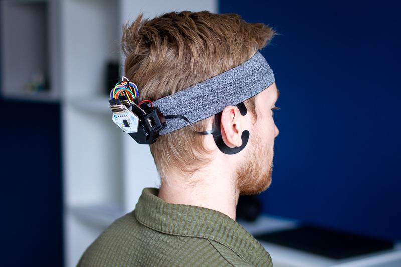 Around-Ear EEG Electrodes